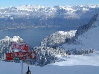 Studio Cabin Ski Apartment Lake Geneva..