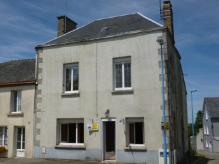 Nice Village House, Ideal Holiday Home