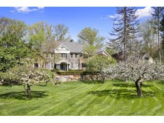 5 bedroom Residence For Sale: Armonk..
