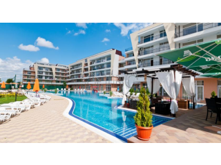 Furnished One-bedroom apartment minutes..