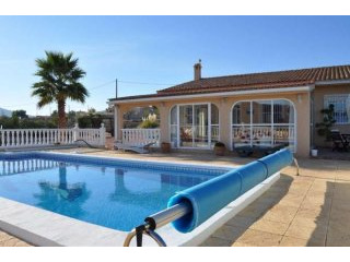 Fantastic views and modern villa (Ref...