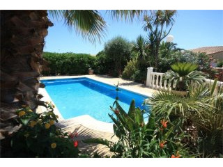 Superb 130m² Semi Detached Villa With..