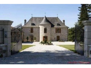 Charente - For sale renovated chateau +..