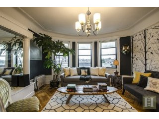 3 bedroom Apartment For Sale: 567 8TH..