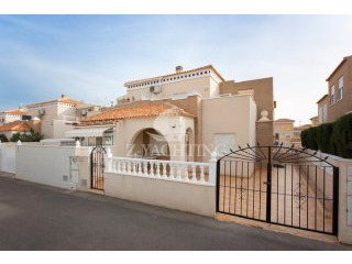 3 Bedrooms - Townhouse - Alicante - For..