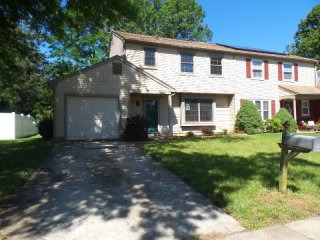 109 Weybridge Ct Wenonah, NJ, 08090..