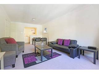 Pied Bull Court, Bury Place..