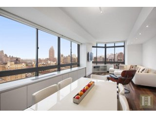 4 bedroom Apartment For Sale: 225 WEST..