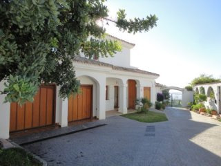 With wide panoramic sea views