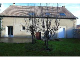 5 bedroom Village House For Sale: 86130..