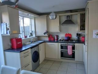 3 bedroom house in Minster On Sea..