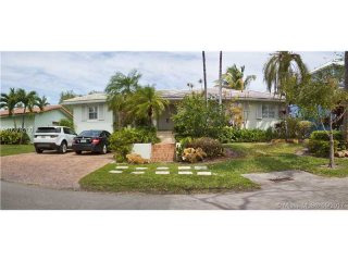 5 bedroom House For Sale: 315 W HEATHER..
