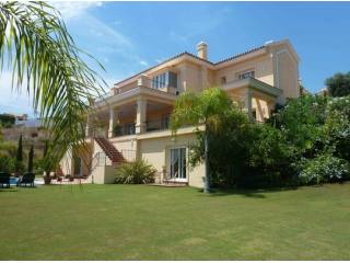 Villa for sale in Los Flamingos..