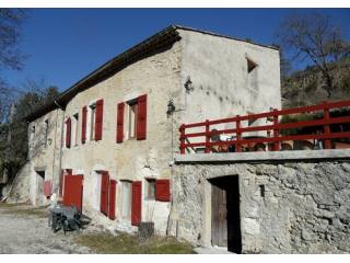 Die , Drome , Rhone-alpes - Farmhouse..