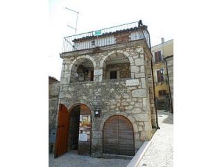 Restored property in a stunning..