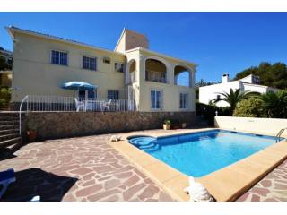6 Bedroom 3 Bathroom Villa Javea*