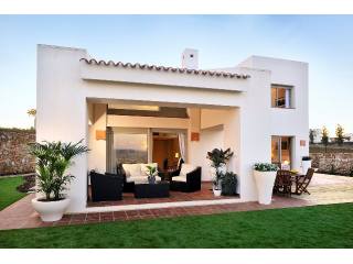 Key ready semidetached villa in..