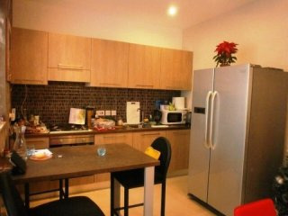 Flat, Luxurious Finish