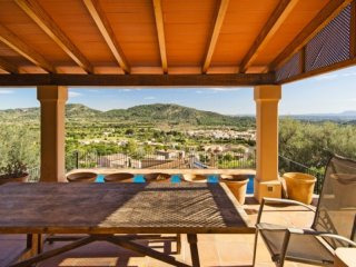 Large Town House With Spectacular Views..