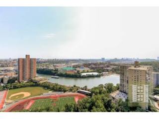1 bedroom Apartment For Sale: 555..