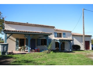 Lovely stone house with two bedrooms..