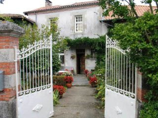 Tasteful & Sympathetically Renovated..