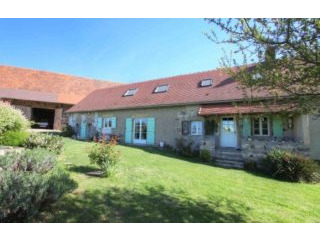 Longere House with Outbuildings