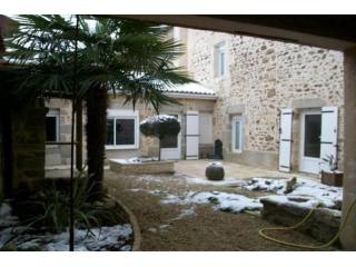 4 bedroom Village House For Sale: 79400..