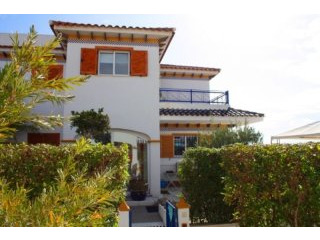 Town House / Village House in Vera