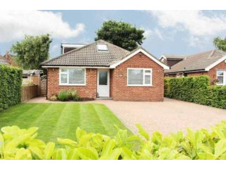 3 bedroom, Detached Bungalow house for..