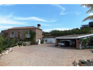 4 Bedroom Finca Villa