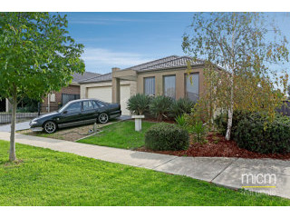 A Flexible, Modern Residence with..