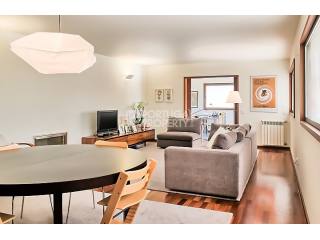 Alvaro Siza 3 Bedroom + Office..