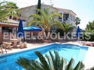 Beautiful villa with panoramic views