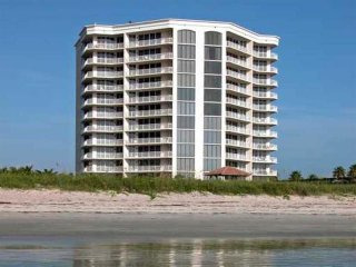 3 bedroom Flat For Sale: 3000 N Highway..