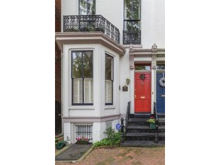 3 bedroom Semi-Detached House For Sale:..