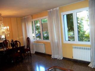 3 Bedrooms - Apartment - Girona - For..