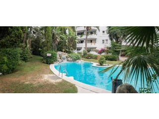 2 bedroom Apartment For Sale: Marbella