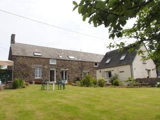 Nice House and Guest Gite
