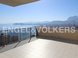 Penthouse Duplex With Pannoramic Views..