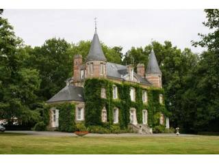 5 bedroom Castle For Sale: 85300..
