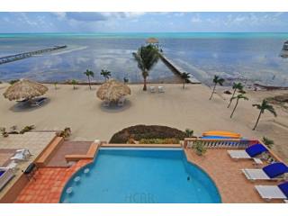 Outstanding 3br/2ba Condo In Exclusive..