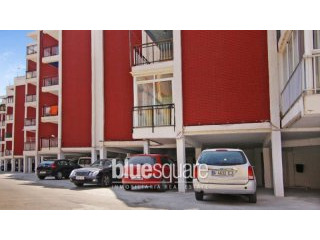 Central 3 Bedroom Apartment with..