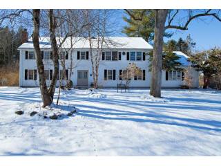 4 bedroom Residence For Sale: Stanford..