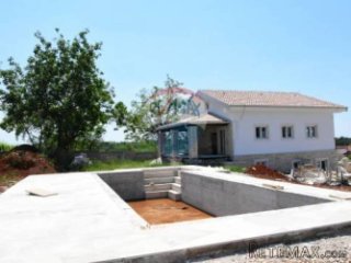 Moderna LUX kuća u zagrljaju vinograda i pogledom na more