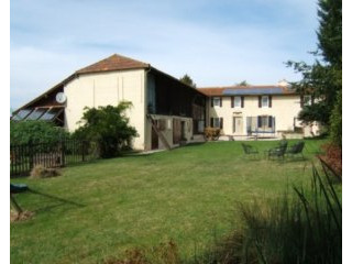 High spec. farmhouse with gite, pool..