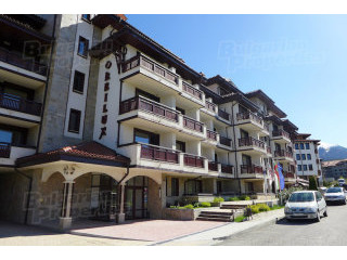 Fully Furnished & With Mountain Views