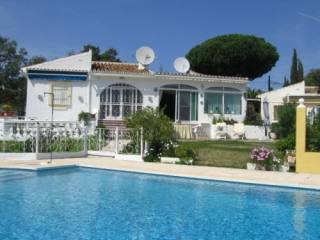 Villa - A Unique Chalet / Bungalow..