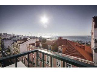 3 Bedroom Apartment With Amazing Views..