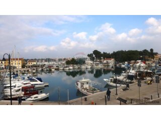 Novigrad centar, stan 73 m2 prvi red do mora